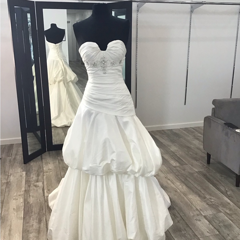Sincerity Bridal Gown Size 6 Strapless with Beaded Bodice